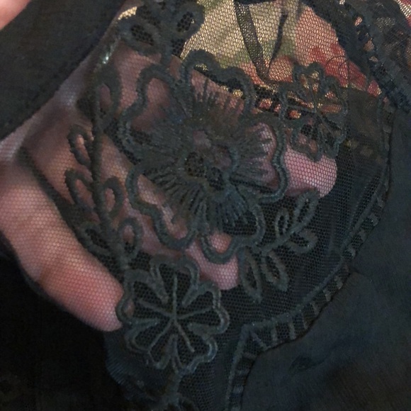 Romantic Boutique Size X-Large Embroidered Netting Tie-Neck WitchyCore $170 NEW - Picture 9 of 15